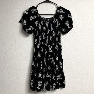 ART CLASS Girl’s Floral Dress (Size 10/12)